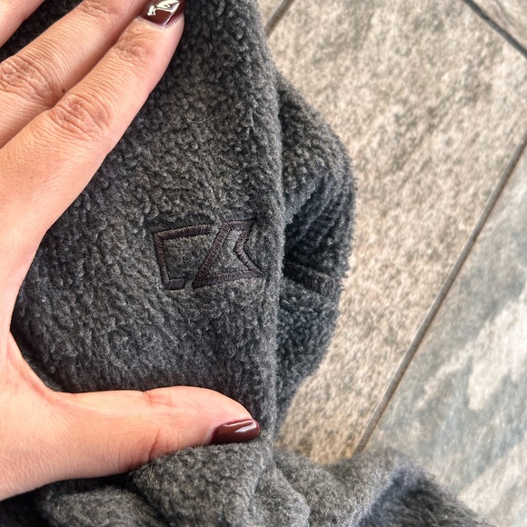 Women’s Cutter & Buck Fleece Jacket - Picture 9 of 13
